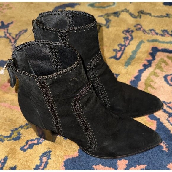 $850 Alexandre Birman Women's Black Benta Embroidered Ankle Bootie Boot sz 37.5 - Picture 2 of 14